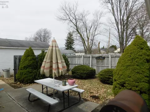 12 Glover Ave, Norwalk, OH 44857 photo 11