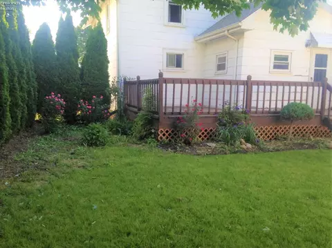 154 Sinclair St, Bellevue, OH 44811 photo 4