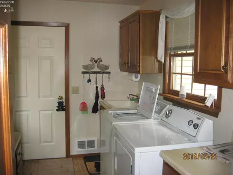 9404 Wikel Rd, Huron, OH 44839 photo 9