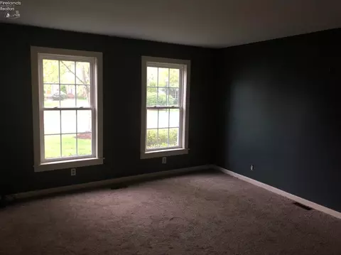 3907 Deerpath Dr, Sandusky, OH 44870 photo 5