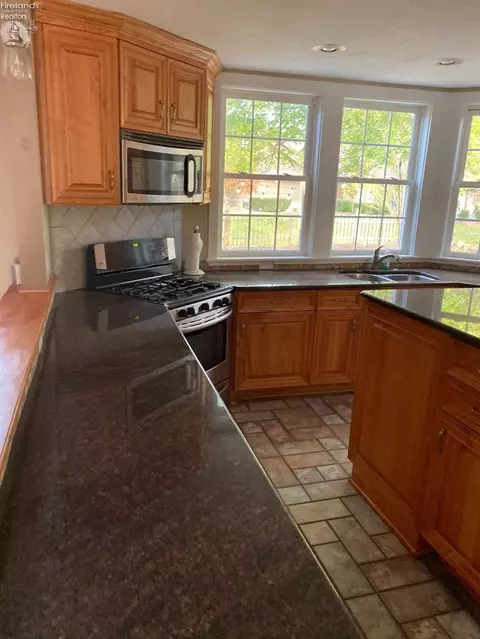 3907 Deerpath Dr, Sandusky, OH 44870 photo 39