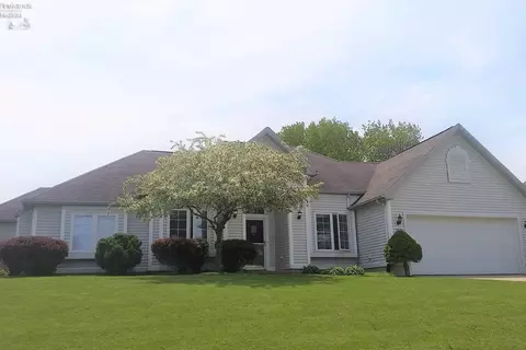 128 Wheeler Dr, Huron, OH 44839 photo 1