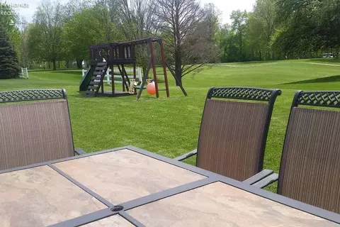 128 Wheeler Dr, Huron, OH 44839 photo 5
