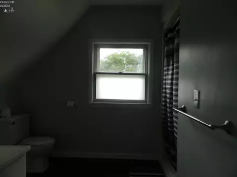 506 Euclid St, Willard, OH 44890 photo 16