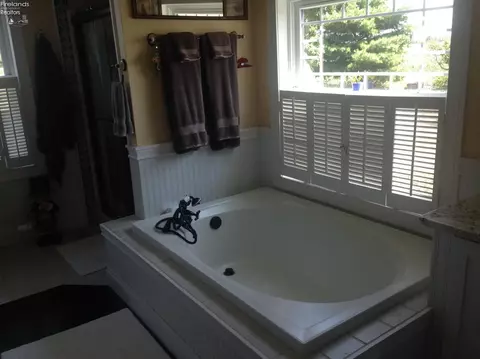 3516 Boos Rd, Huron, OH 44839 photo 14