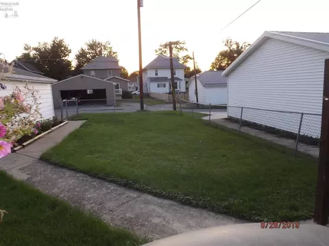 506 Clark St, Willard, OH 44890 photo 25