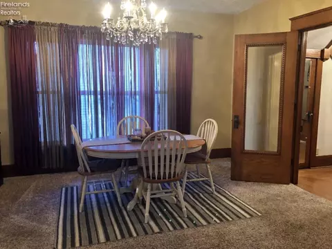 506 Clark St, Willard, OH 44890 photo 19