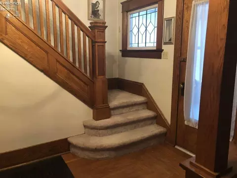 506 Clark St, Willard, OH 44890 photo 4