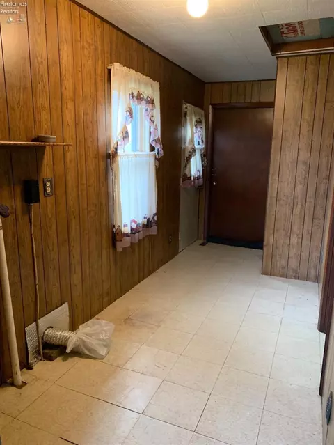 2567 Collins Rd, Collins, OH 44826 photo 9
