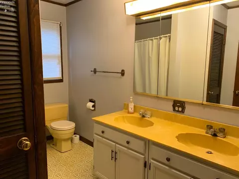 2567 Collins Rd, Collins, OH 44826 photo 11