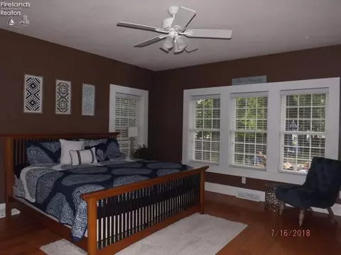 710 Linden Ln, Willard, OH 44890 photo 7