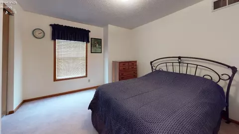 807 Armstrong St, Willard, OH 44890 photo 16