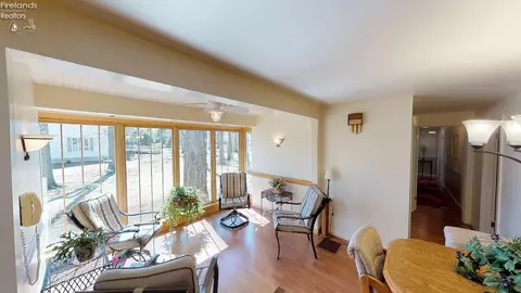 4073 Broadway Rd, Willard, OH 44890 photo 6