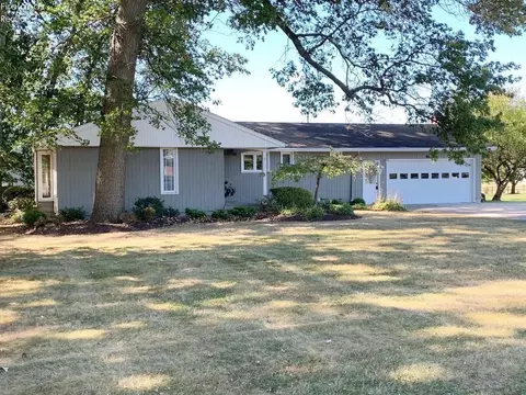 4073 Broadway Rd, Willard, OH 44890 photo 1