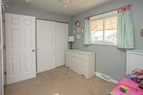 255 Windsor Dr, Elyria, OH 44035 photo 21