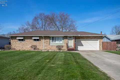255 Windsor Dr, Elyria, OH 44035 photo 2