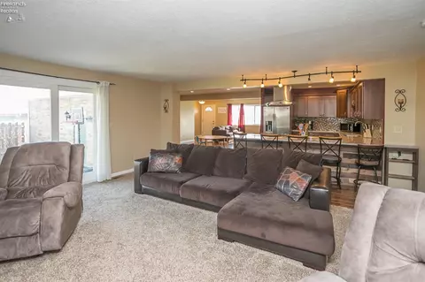 255 Windsor Dr, Elyria, OH 44035 photo 12