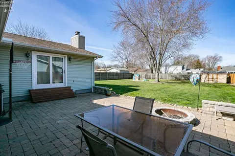 255 Windsor Dr, Elyria, OH 44035 photo 34
