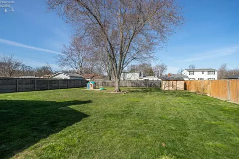 255 Windsor Dr, Elyria, OH 44035 photo 35
