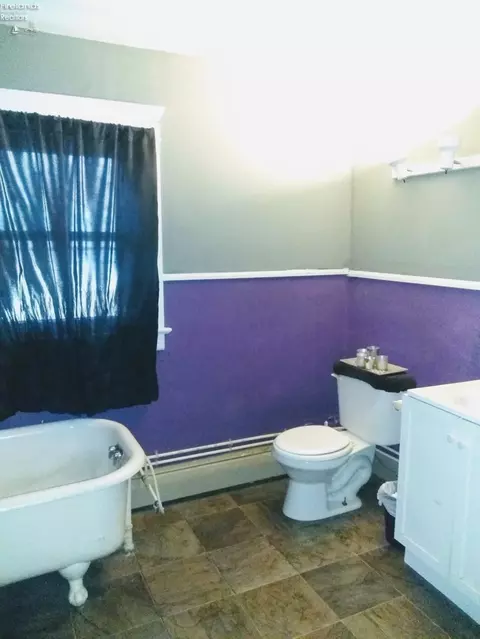113 Spring St, Willard, OH 44890 photo 11