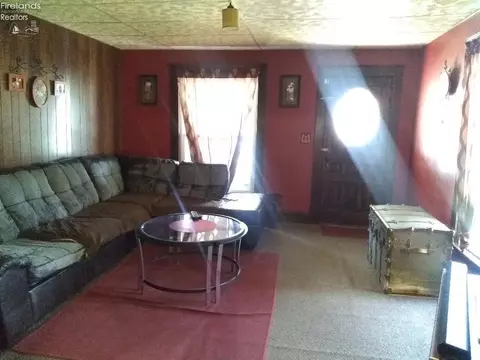 113 Spring St, Willard, OH 44890 photo 7