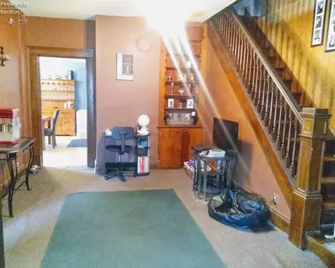 113 Spring St, Willard, OH 44890 photo 5
