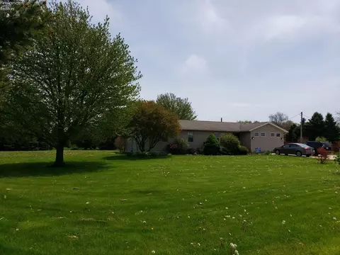 9470 Berlin Rd, Huron, OH 44839 photo 2