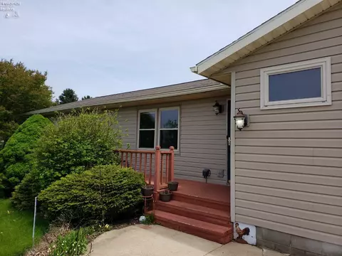 9470 Berlin Rd, Huron, OH 44839 photo 4