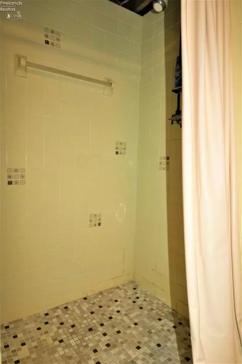 22 Brooklyn Hts, Monroeville, OH 44847 photo 10