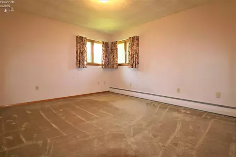 22 Brooklyn Hts, Monroeville, OH 44847 photo 7