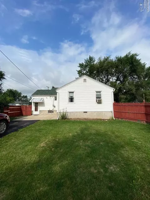705 S Main St, Willard, OH 44890 photo 3