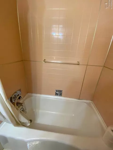 705 S Main St, Willard, OH 44890 photo 16