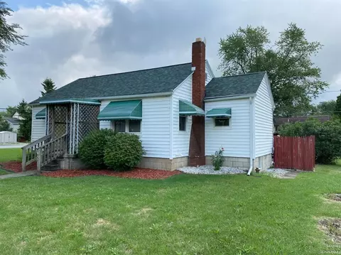 705 S Main St, Willard, OH 44890 photo 1