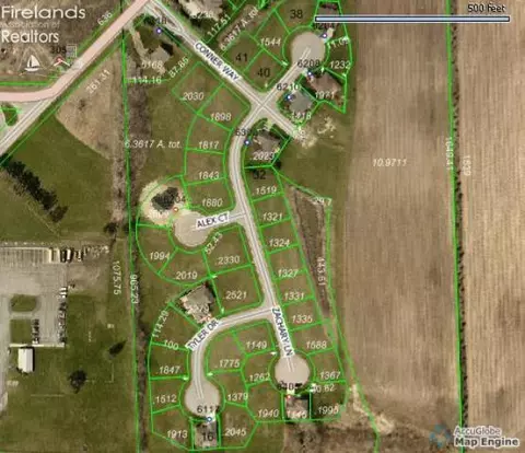 4 Zachary Dr, Sandusky, OH 44870