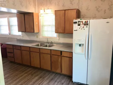 7 Corwin St, Norwalk, OH 44857 photo 9