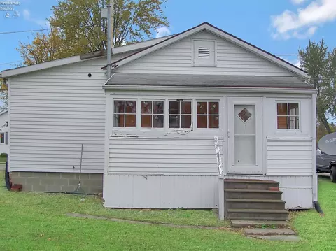 220 E Forest St, Clyde, OH 43410 photo 3