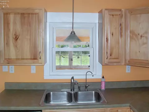 220 E Forest St, Clyde, OH 43410 photo 9
