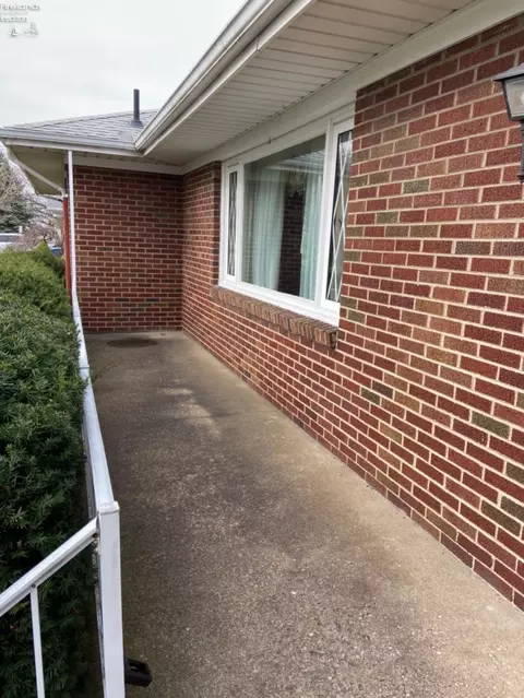 1409 E Perkins Ave, Sandusky, OH 44870 photo 5