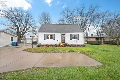 524 Wilder Ave, Huron, OH 44839 photo 2