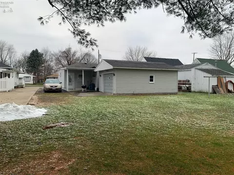 216 Brinker St, Bellevue, OH 44811 photo 6
