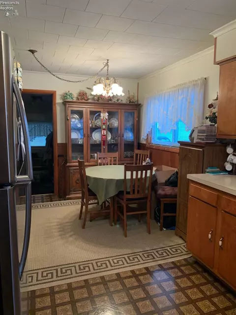 216 Brinker St, Bellevue, OH 44811 photo 14