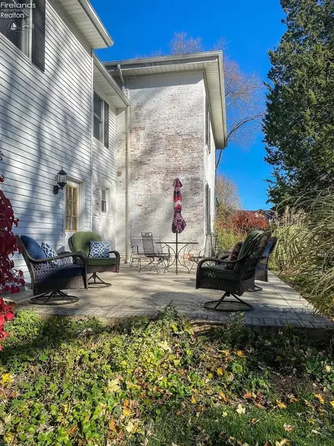 370 Coe, Tiffin, OH 44883 photo 4