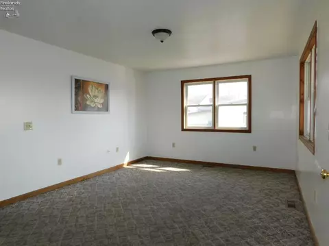 190 Ridge St, Monroeville, OH 44847 photo 6