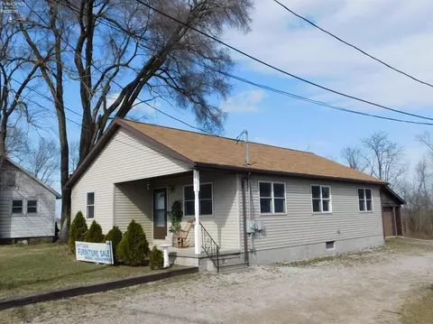 190 Ridge St, Monroeville, OH 44847 photo 1