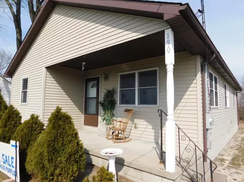 190 Ridge St, Monroeville, OH 44847 photo 2