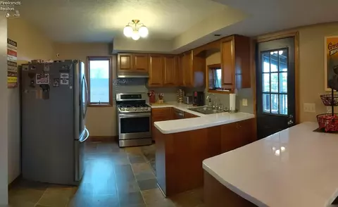 3707 Hull, Huron, OH 44839 photo 12
