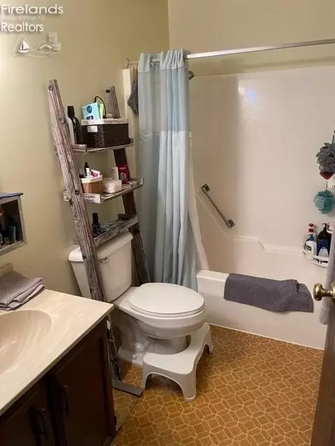 432 Brinker St, Bellevue, OH 44811 photo 10