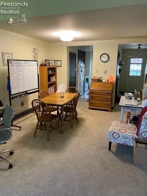 432 Brinker St, Bellevue, OH 44811 photo 4