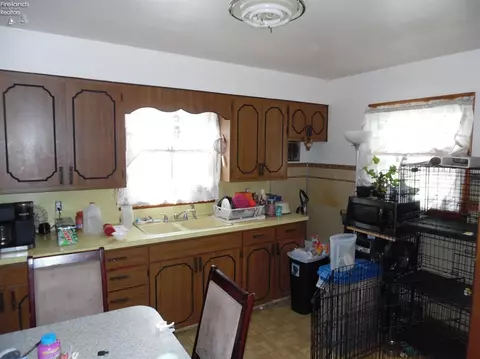 721 Euclid St, Willard, OH 44890 photo 6
