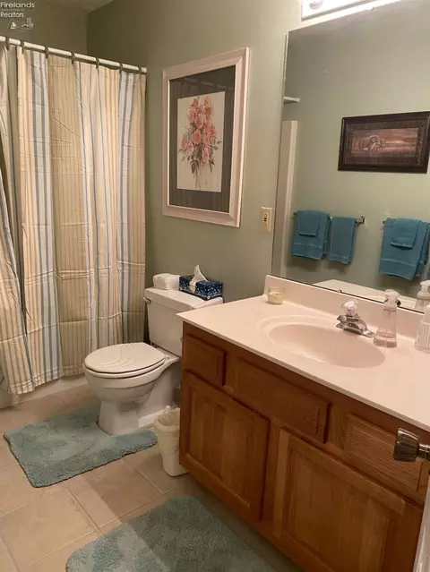 1003 Brittany Dr, Huron, OH 44839 photo 12